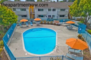 Lakeside Apartments in San Leandro California