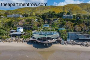 Houses for sale in Malibu California 